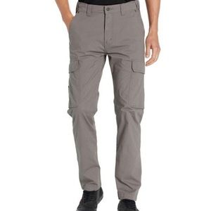 Men’s Levi’s Cargo chino pants